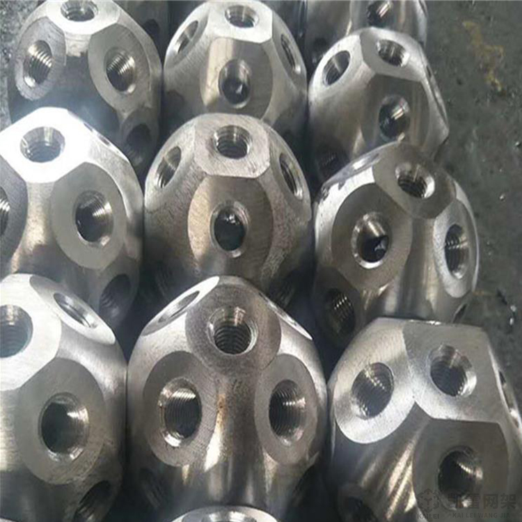 通化螺栓球网架加工安装方法